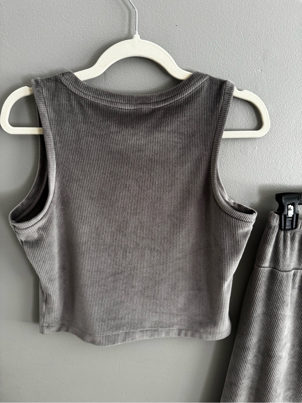 sofia by sofia vergara Gray Velour Wide-Leg lounge set - Picture 9 of 11